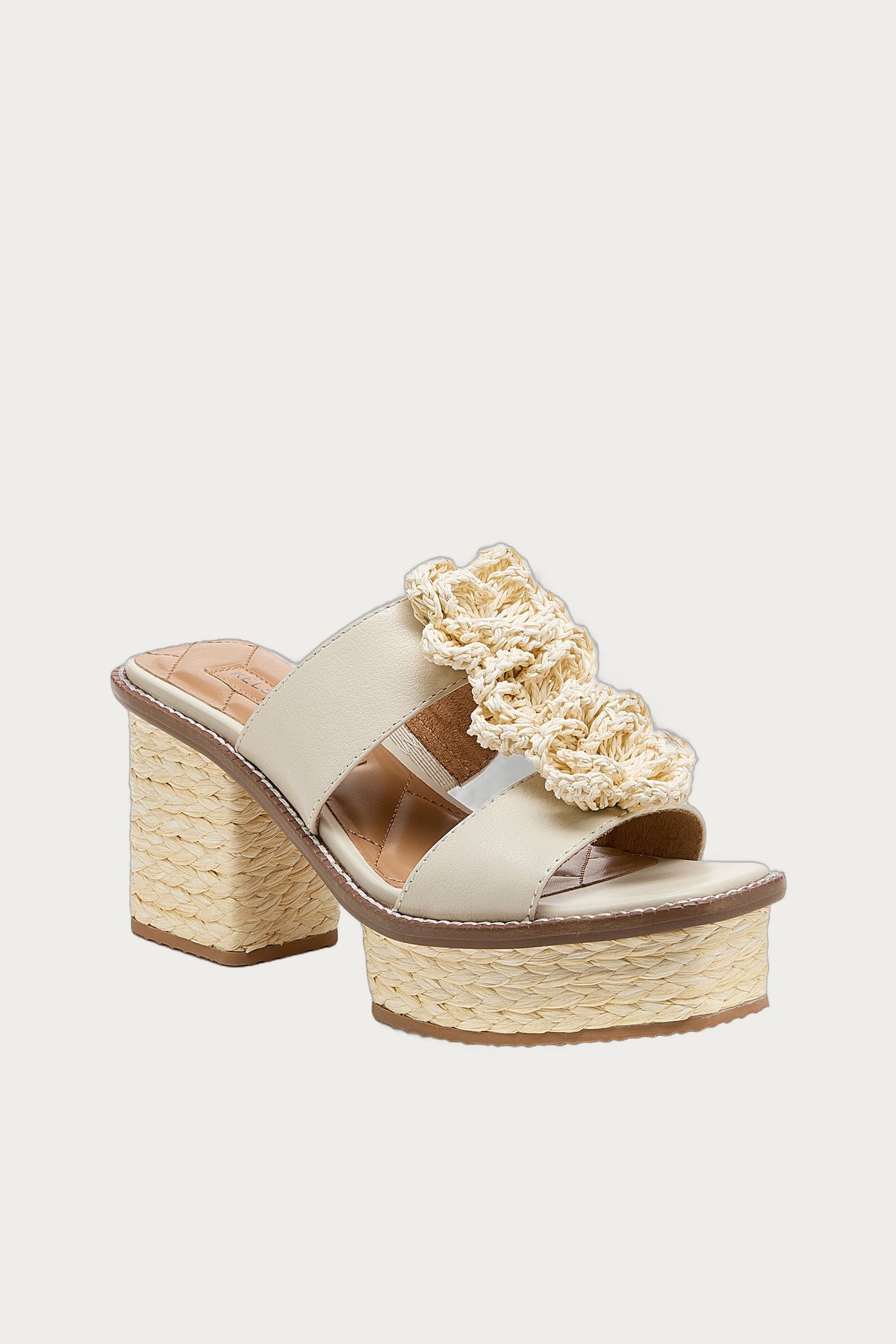 Grandy Raffia Flower Platform Sandals