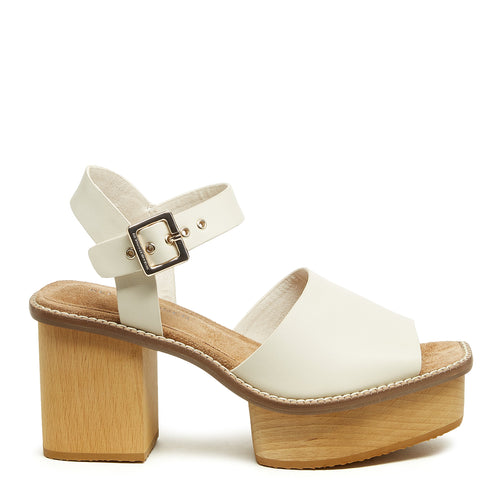 Groove Shell Platform Sandals